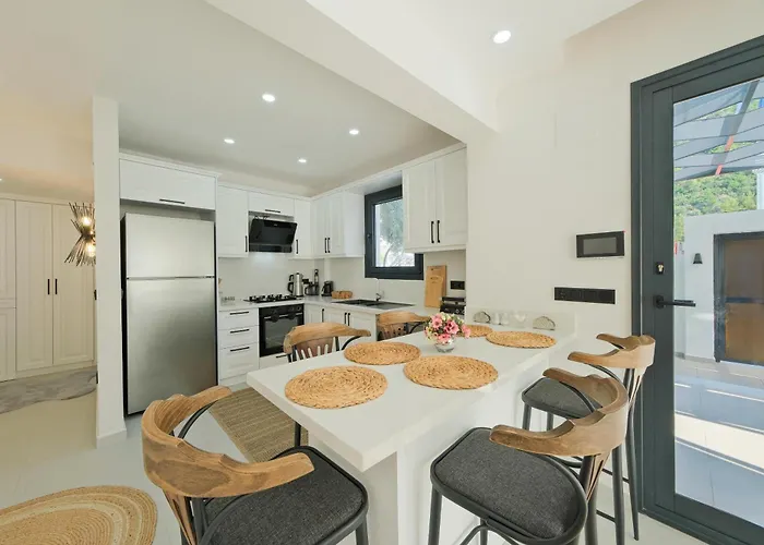 Дом отдыха The B House *